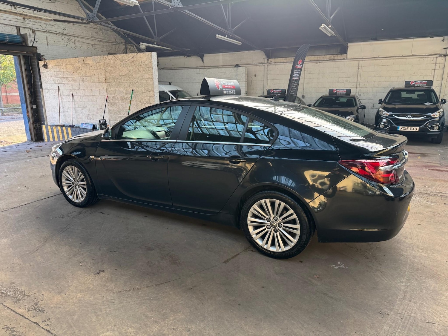 Used Vauxhall Insignia 2015 for sale - 76667805: Photo 4