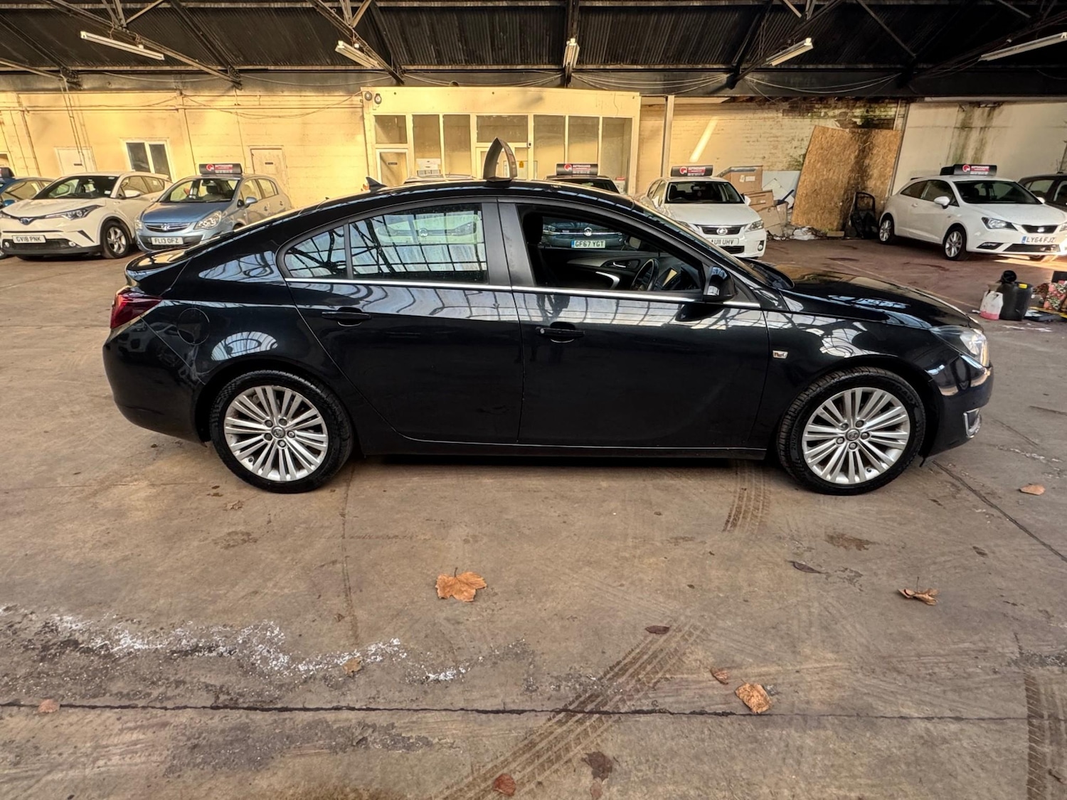 Used Vauxhall Insignia 2015 for sale - 76667805: Photo 8