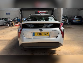 Used Toyota Prius 2016 for sale - 78549525: Photo