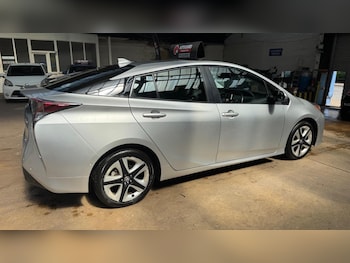 Used Toyota Prius 2016 for sale - 78549525: Photo