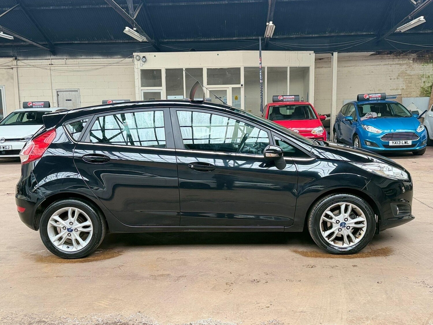 Used Ford Fiesta 2015 for sale - 77890702: Photo 6