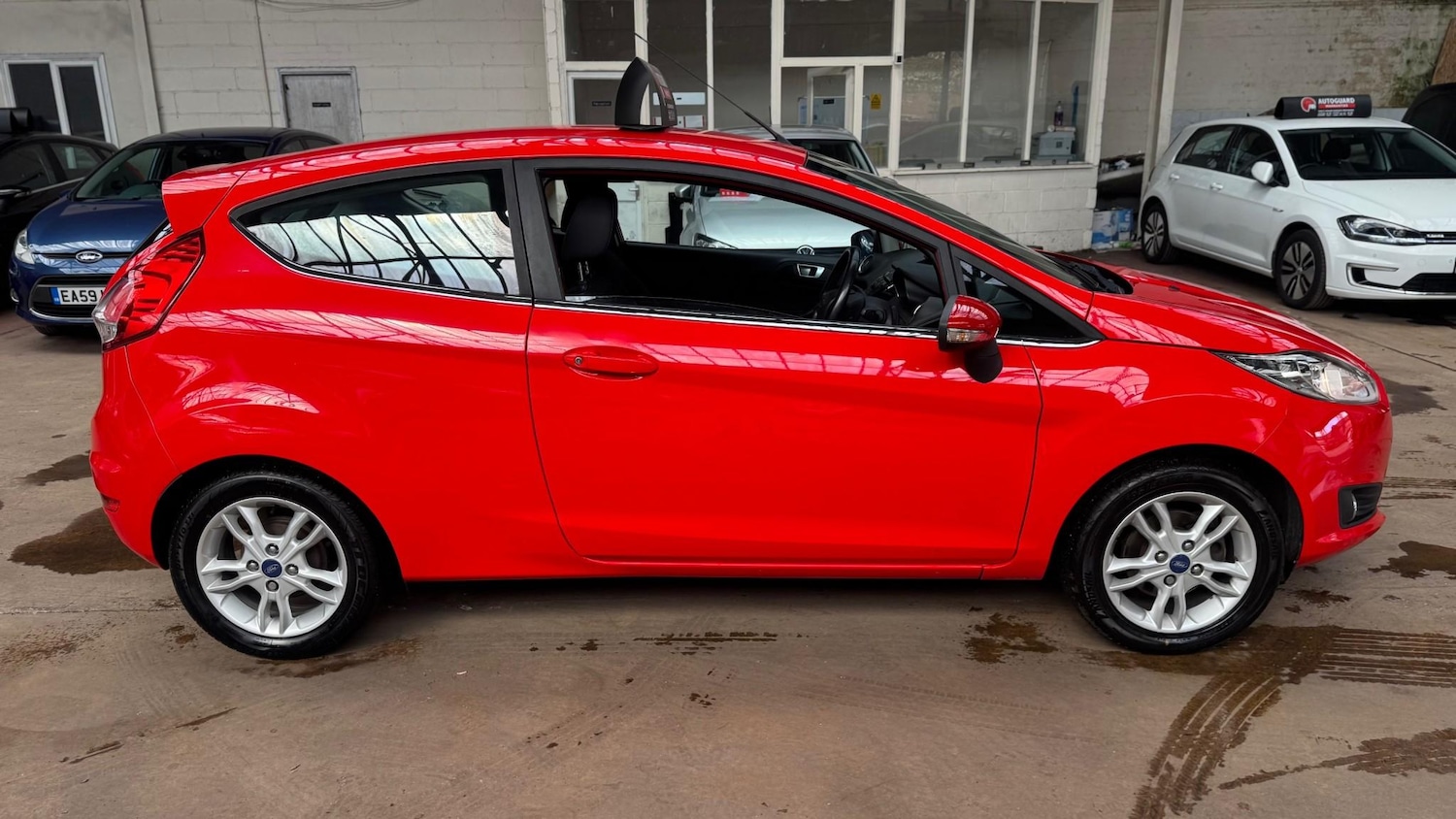 Used Ford Fiesta 2014 for sale - 78015769: Photo 2