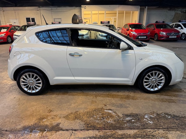 Used Alfa Romeo MiTo 2013 for sale - 76315590: Photo 2
