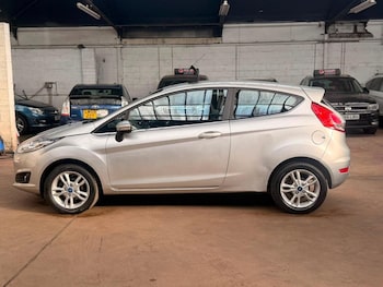 Used Ford Fiesta 2015 for sale - 78942679: Photo