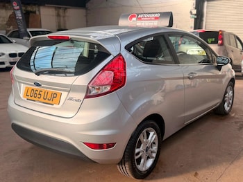 Used Ford Fiesta 2015 for sale - 78942679: Photo