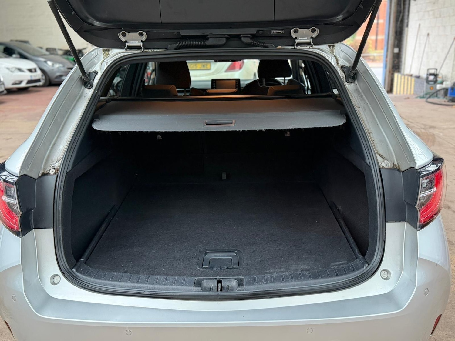 Used Toyota Corolla 2019 for sale - 76690663: Photo 13