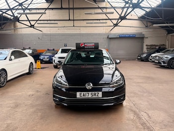 Used Volkswagen Golf 2017 for sale - 79512769: Photo