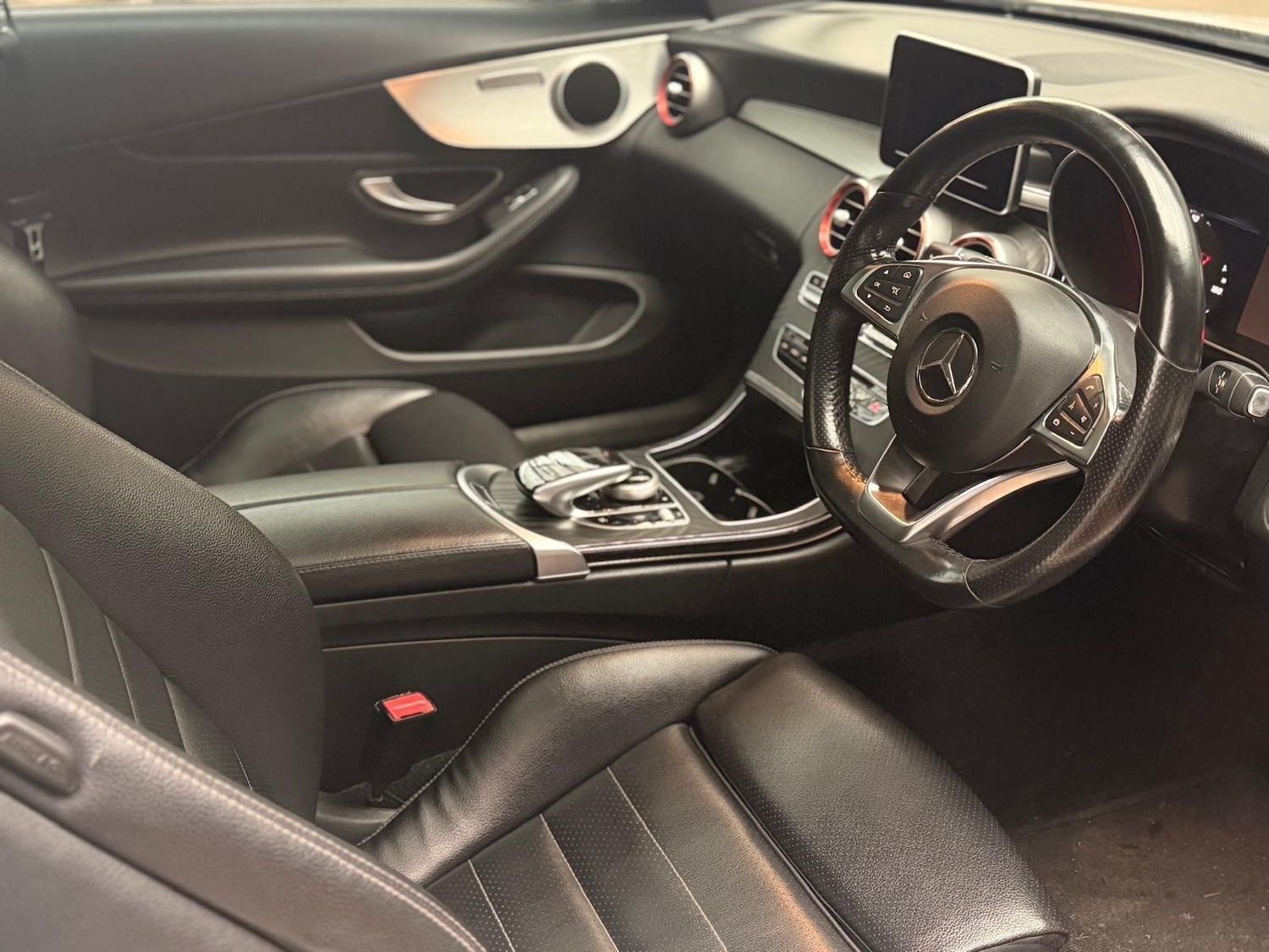 Used Mercedes-Benz C Class 2017 for sale - 77539087: Photo 11