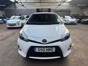 Used Toyota Yaris 2014 for sale - 75973388: Photo