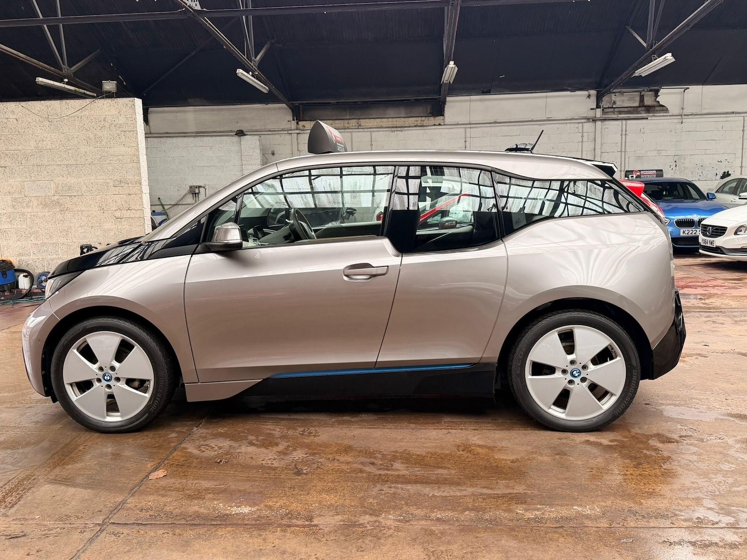 Used BMW i3 2014 for sale - 77636549: Photo 2