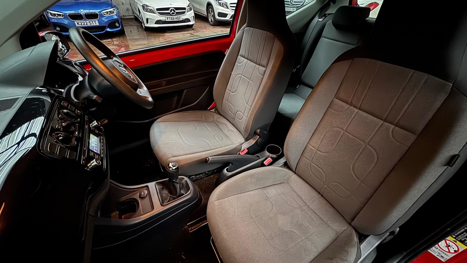 Used Volkswagen up! 2014 for sale - 77470150: Photo 12