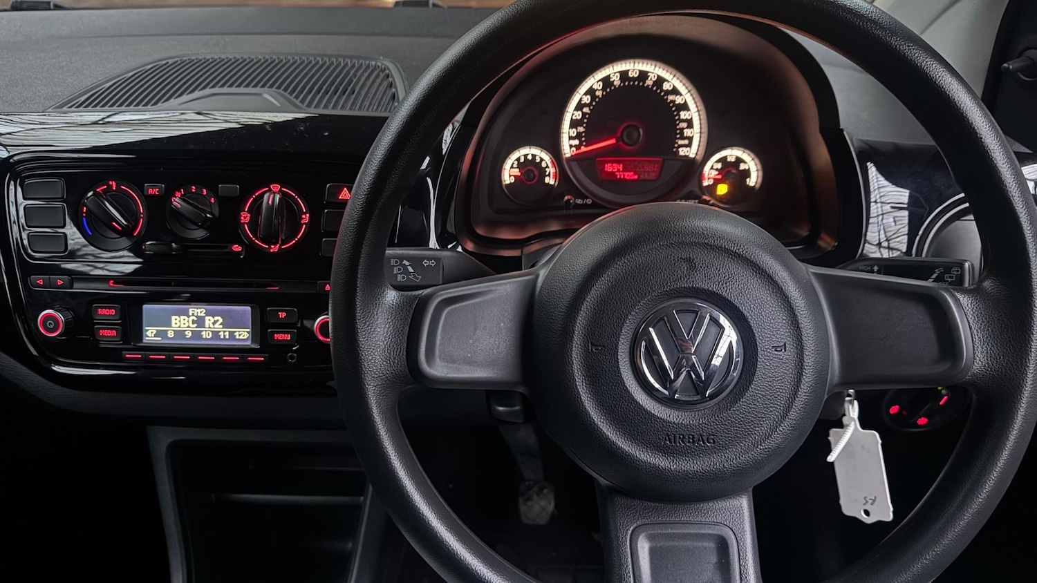 Used Volkswagen up! 2014 for sale - 77470150: Photo 13