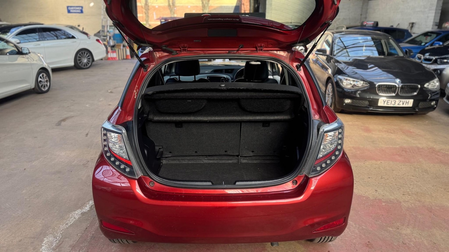 Used Toyota Yaris 2014 for sale - 78148440: Photo 12