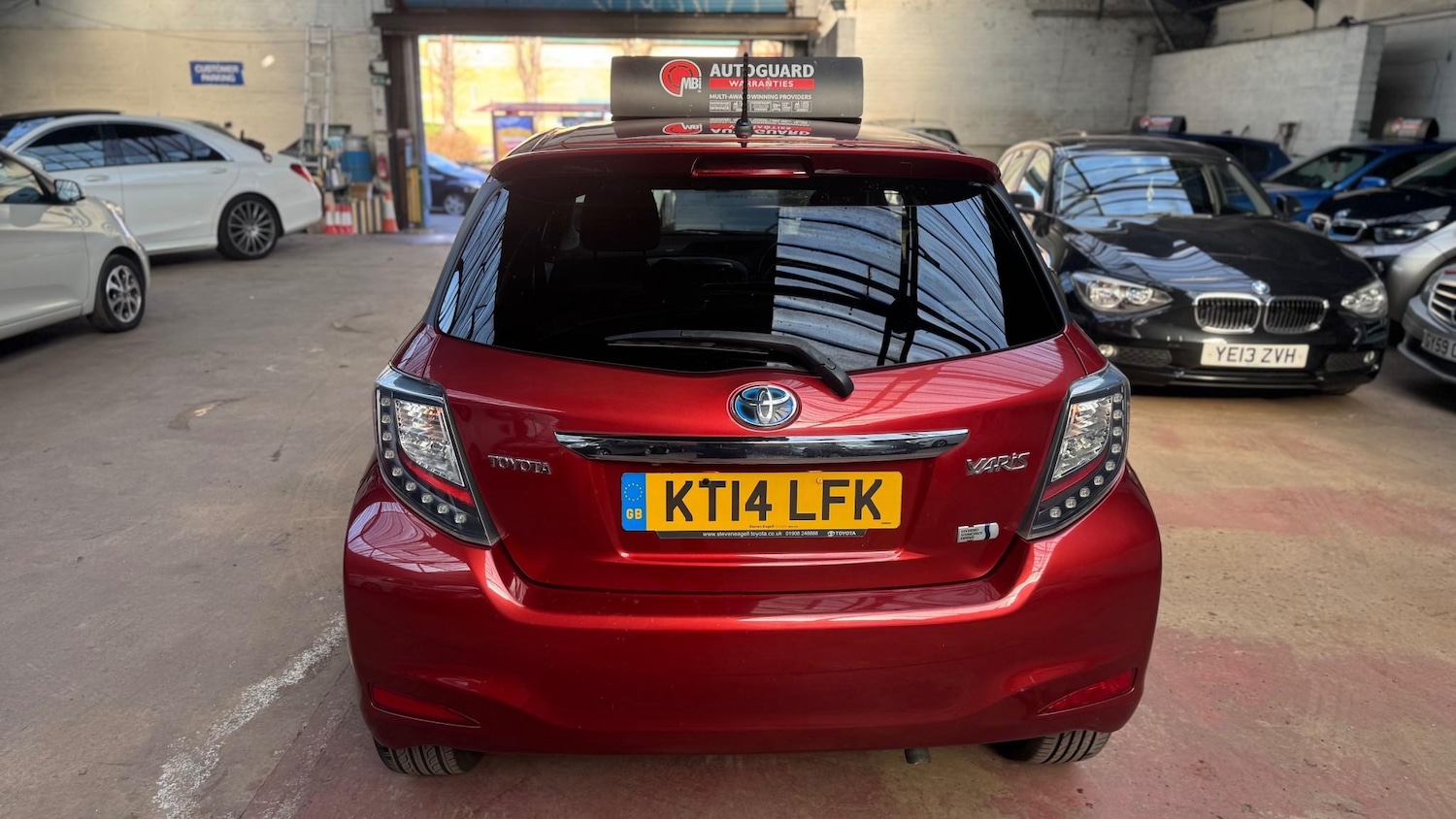 Used Toyota Yaris 2014 for sale - 78148440: Photo 2