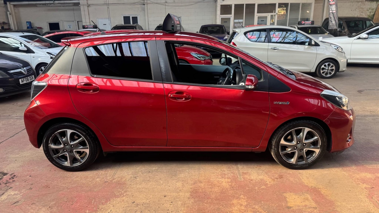 Used Toyota Yaris 2014 for sale - 78148440: Photo 4