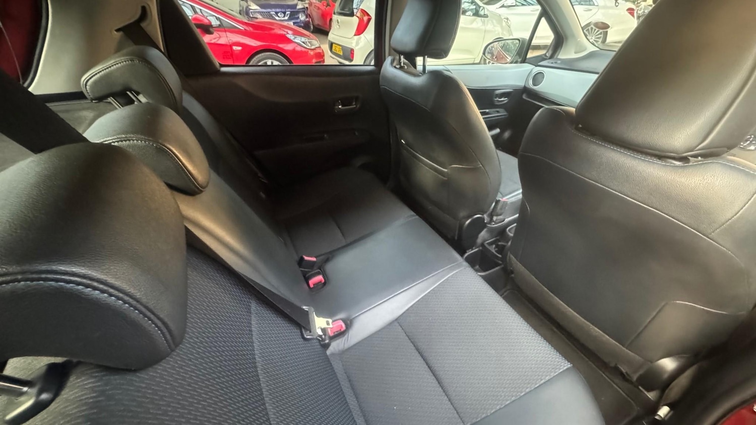 Used Toyota Yaris 2014 for sale - 78148440: Photo 9