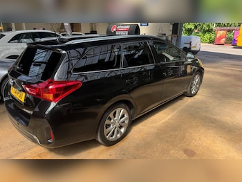 Used Toyota Auris 2014 for sale - 78760351: Photo