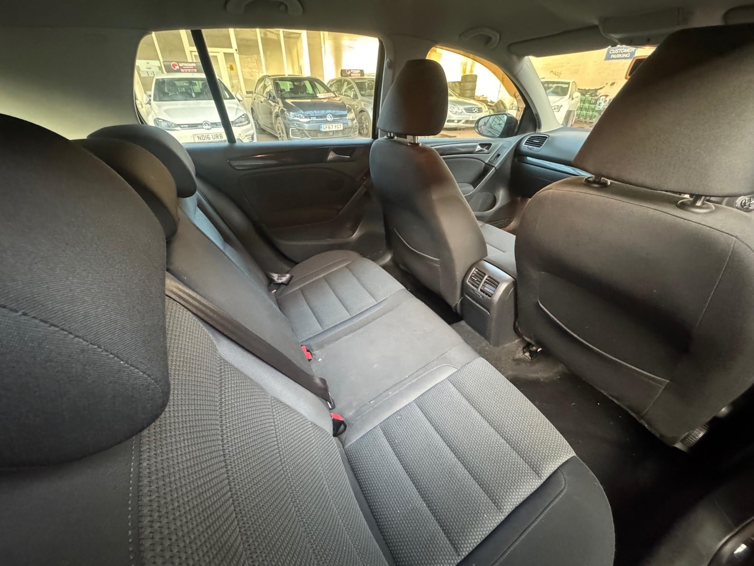 Used Volkswagen Golf 2009 for sale - 77044704: Photo 10