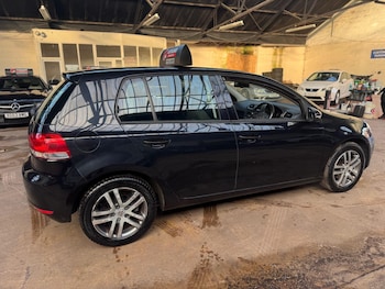 Used Volkswagen Golf 2009 for sale - 77044704: Photo