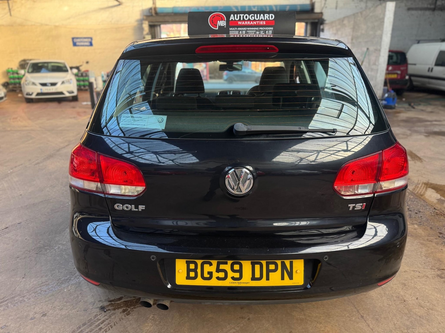 Used Volkswagen Golf 2009 for sale - 77044704: Photo 6