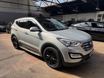 Used Hyundai Santa Fe 2014 for sale - 78549519: Photo
