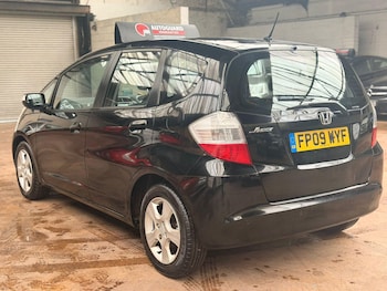 Used Honda Jazz 2009 for sale - 77641737: Photo