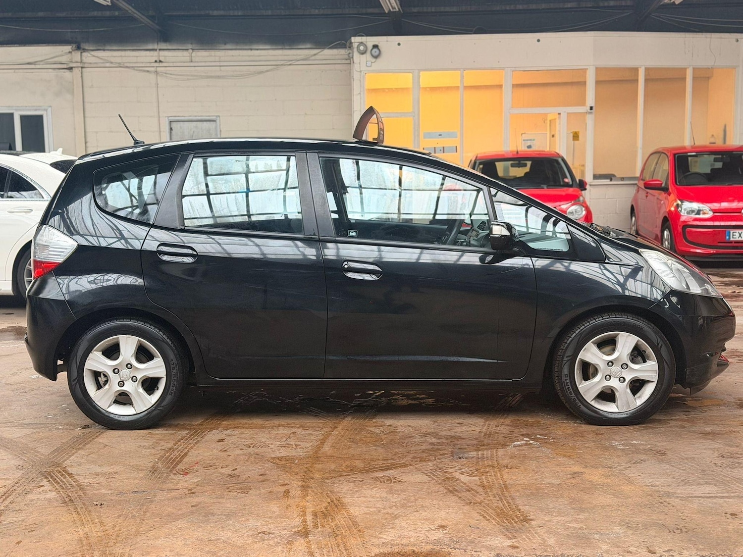 Used Honda Jazz 2009 for sale - 77641737: Photo 5