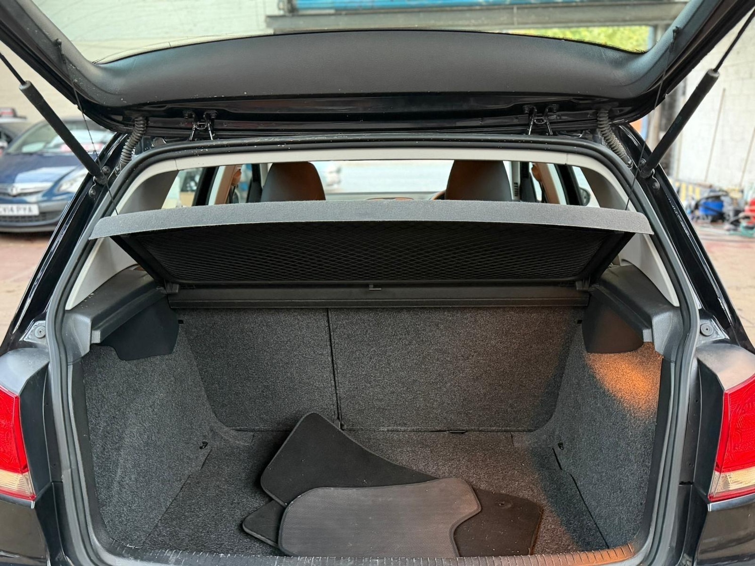 Used Volkswagen Golf 2012 for sale - 76216422: Photo 13