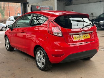 Used Ford Fiesta 2014 for sale - 77044701: Photo