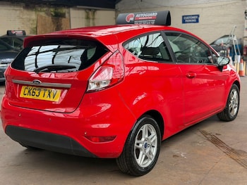 Used Ford Fiesta 2014 for sale - 77044701: Photo