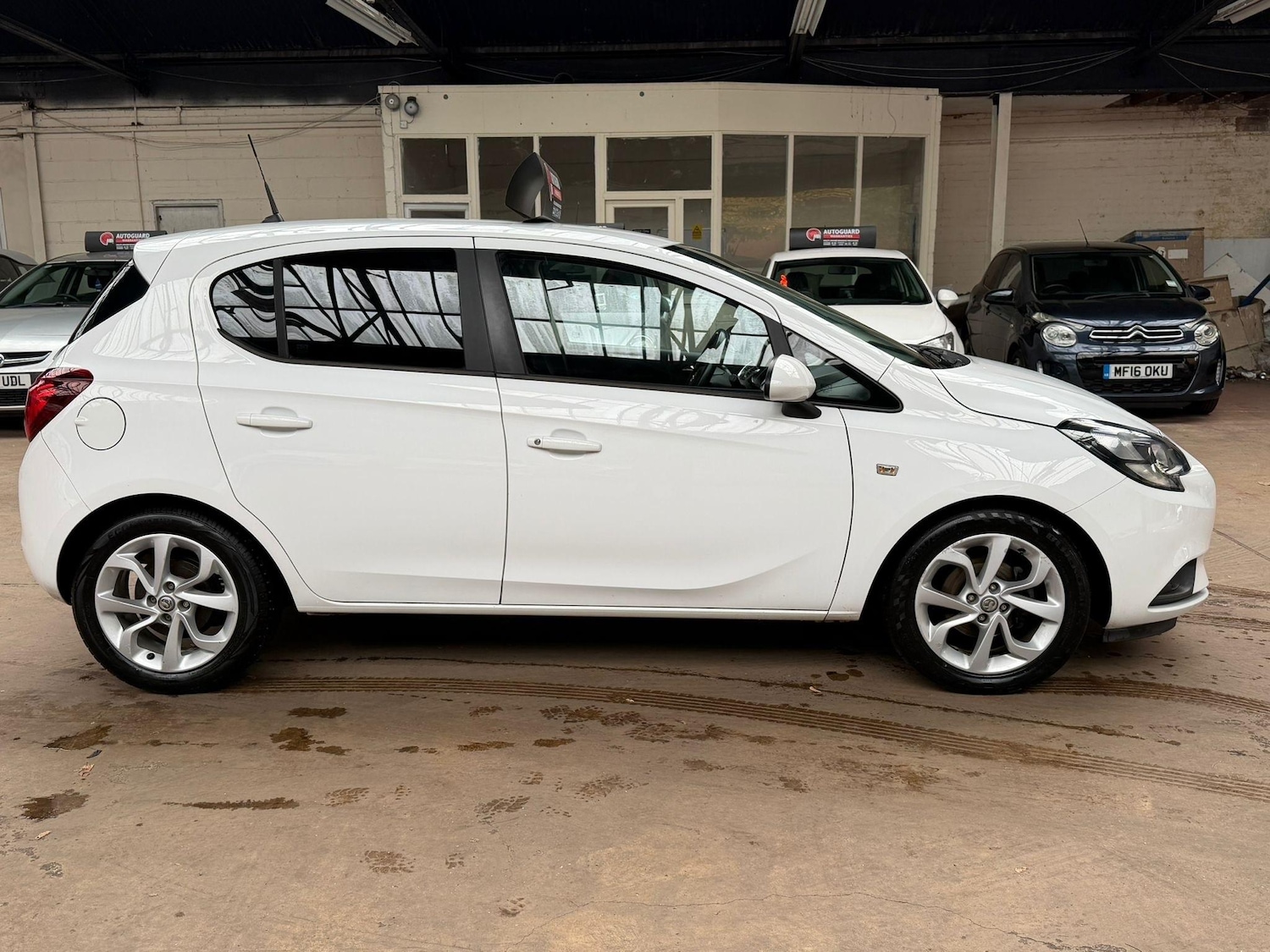 Used Vauxhall Corsa 2015 for sale - 76332816: Photo 4
