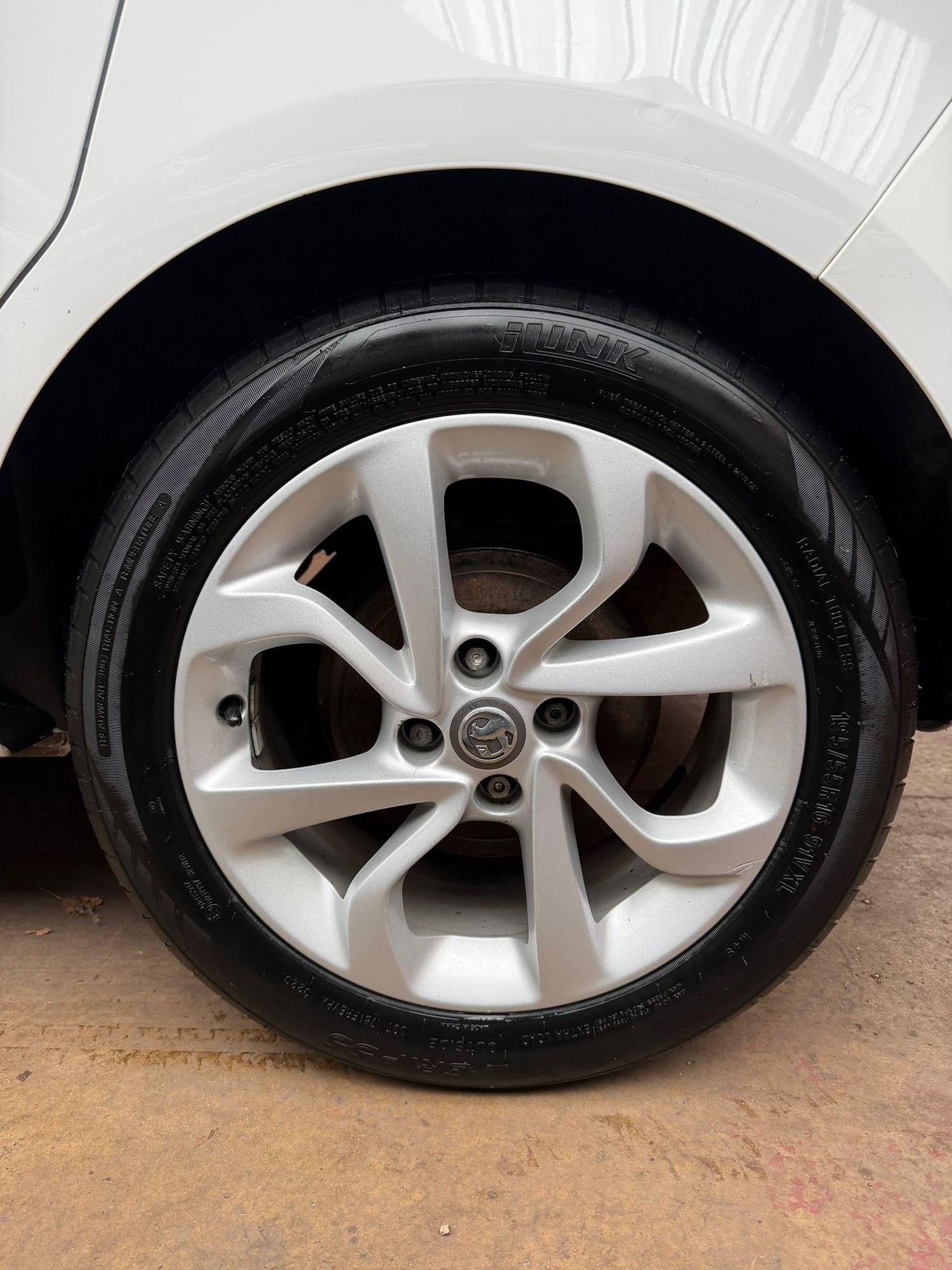 Used Vauxhall Corsa 2015 for sale - 76332816: Photo 7