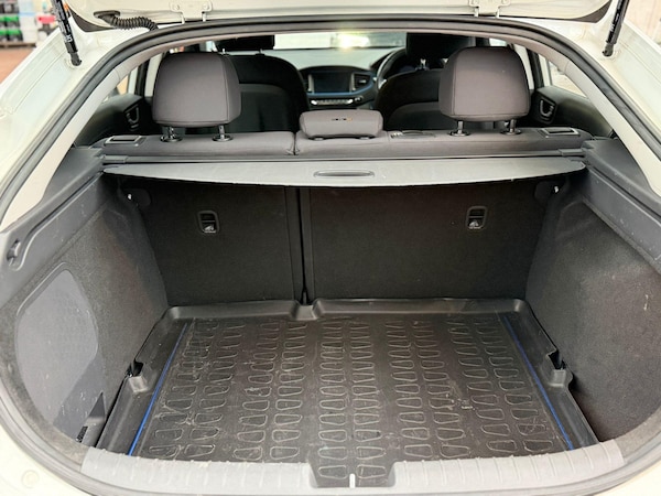 Used Hyundai IONIQ 2018 for sale - 76310171: Photo 13