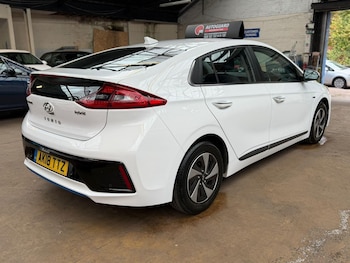 Used Hyundai IONIQ 2018 for sale - 76310171: Photo 2