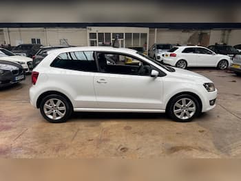 Used Volkswagen Polo 2012 for sale - 79674797: Photo