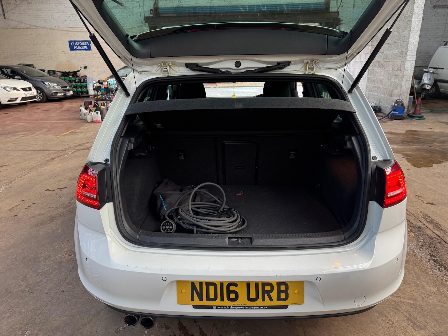 Used Volkswagen Golf 2016 for sale - 76667807: Photo 11