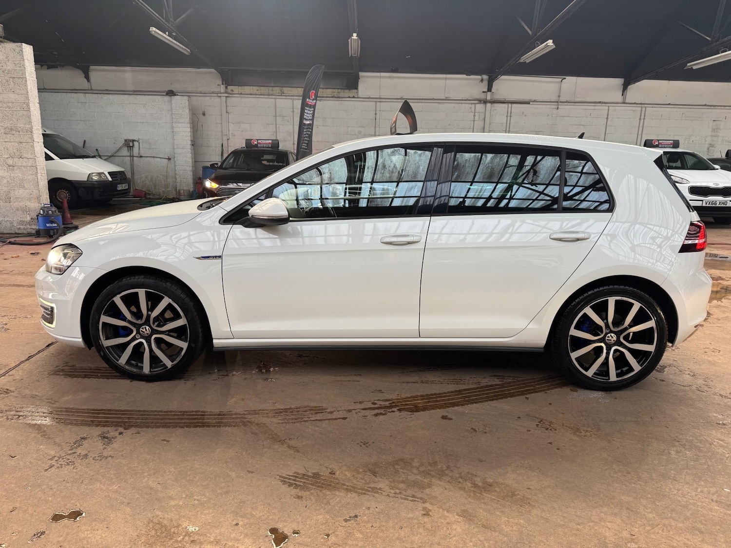 Used Volkswagen Golf 2016 for sale - 76667807: Photo 4