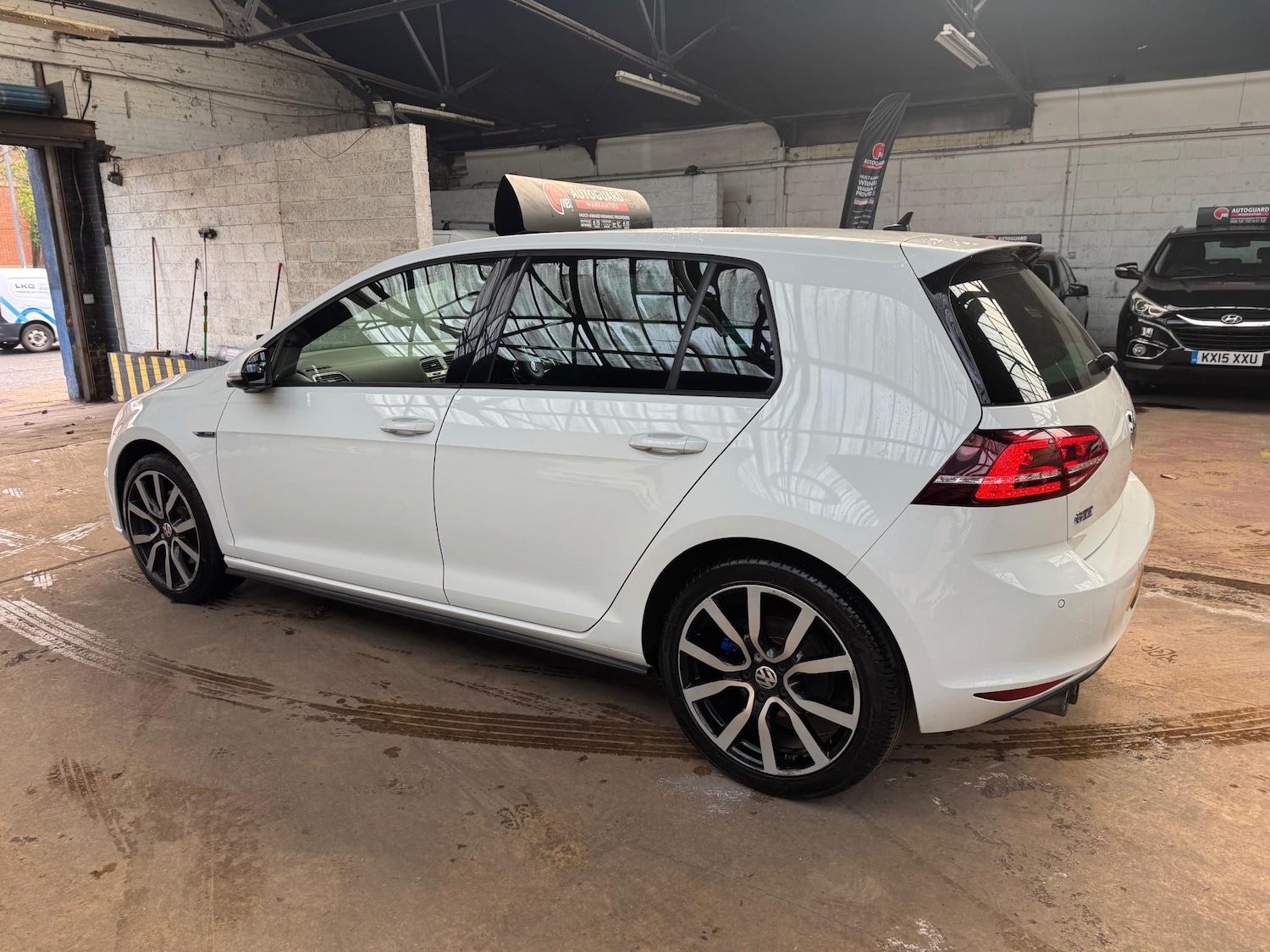 Used Volkswagen Golf 2016 for sale - 76667807: Photo 5