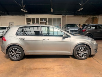 Used Volkswagen Golf 2014 for sale - 79597134: Photo