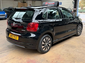 Used Volkswagen Polo 2016 for sale - 76298961: Photo 4