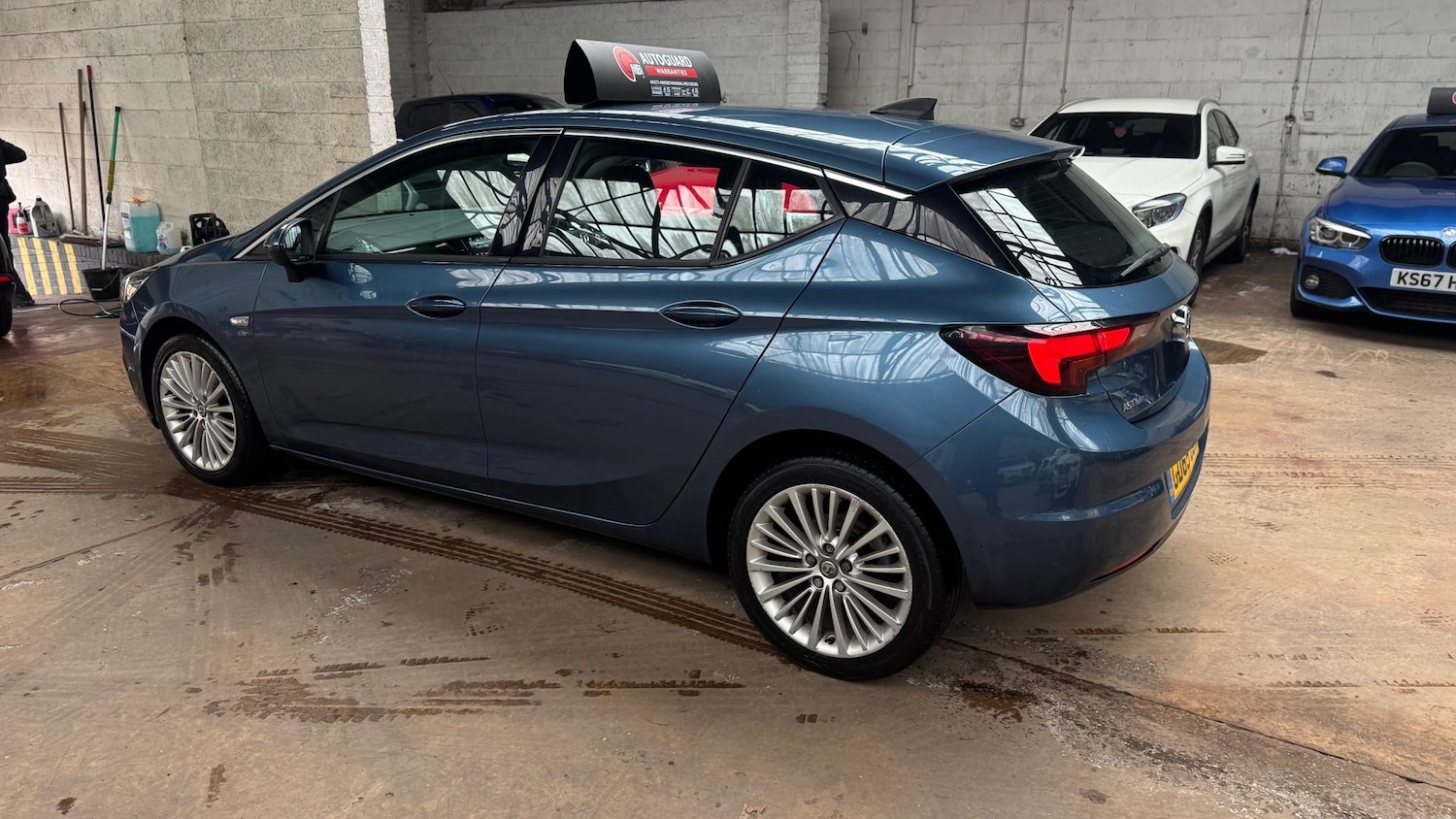 Used Vauxhall Astra 2015 for sale - 77890698: Photo 3