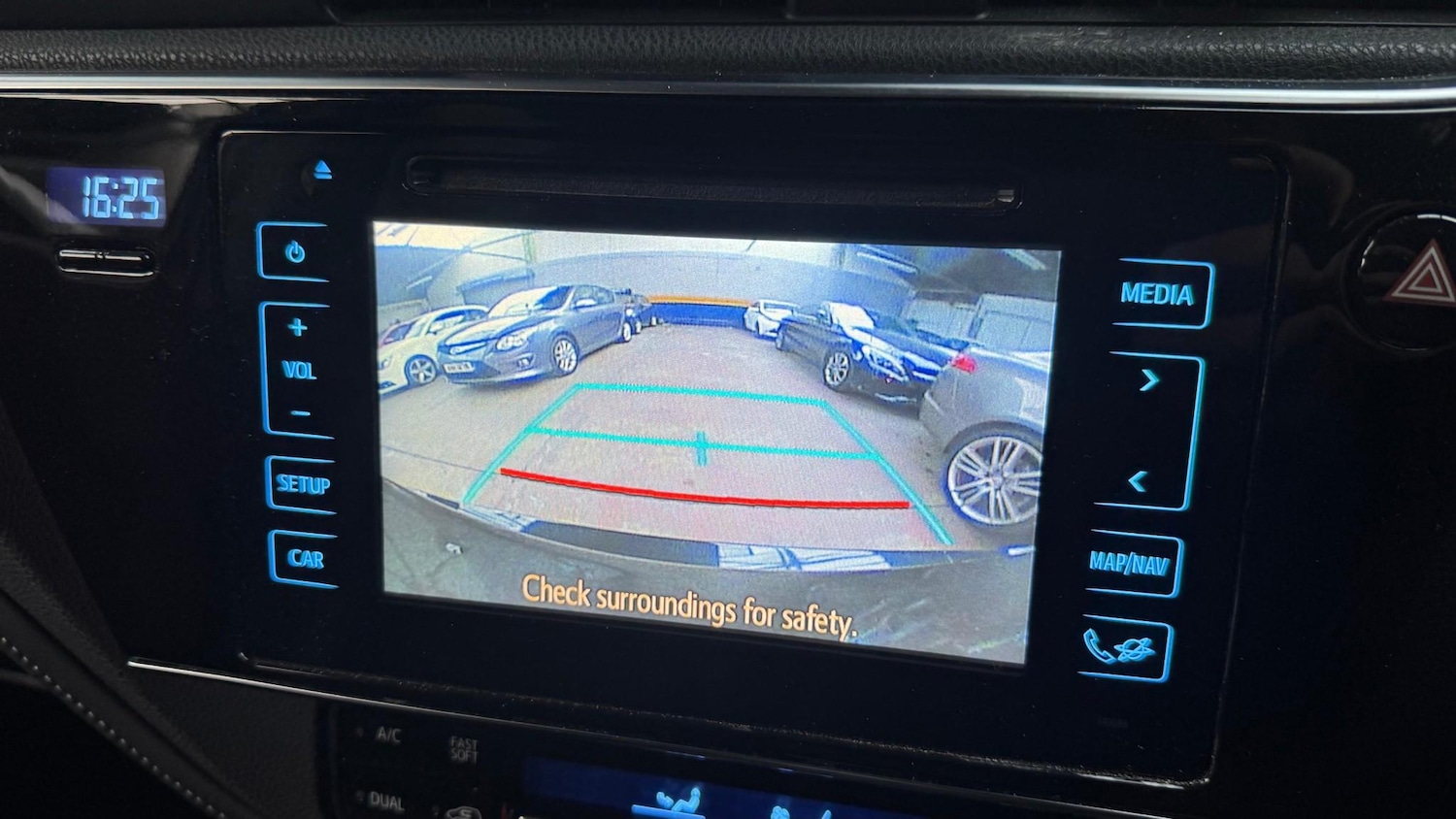 Used Toyota Auris 2015 for sale - 77890709: Photo 12