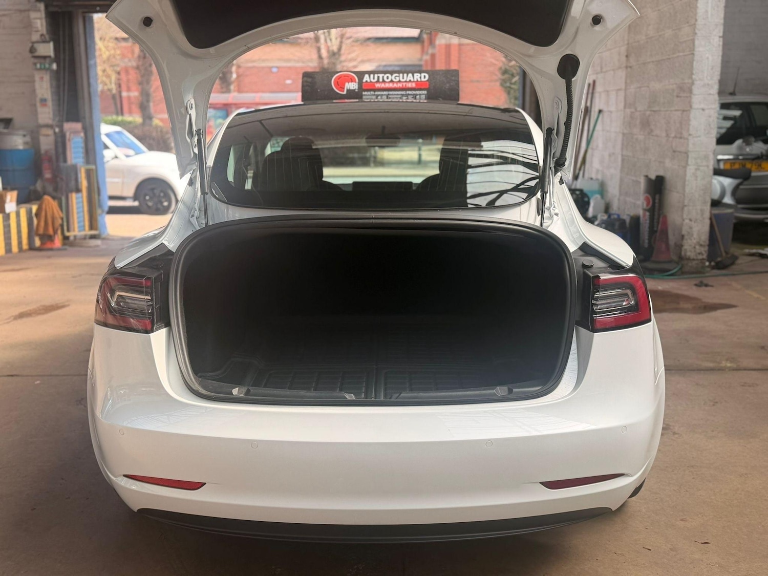 Used Tesla Model 3 2019 for sale - 77935431: Photo 11