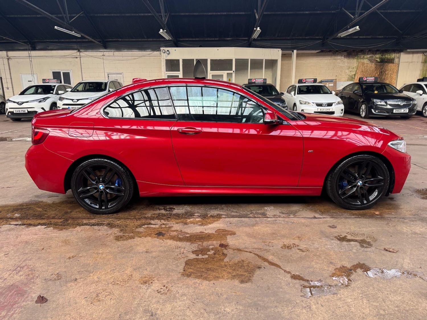 Used BMW 2 Series 2015 for sale - 76670175: Photo 2