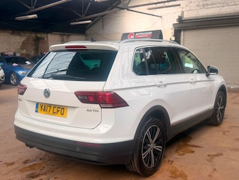 Used Volkswagen Tiguan 2017 for sale - 79063180: Photo