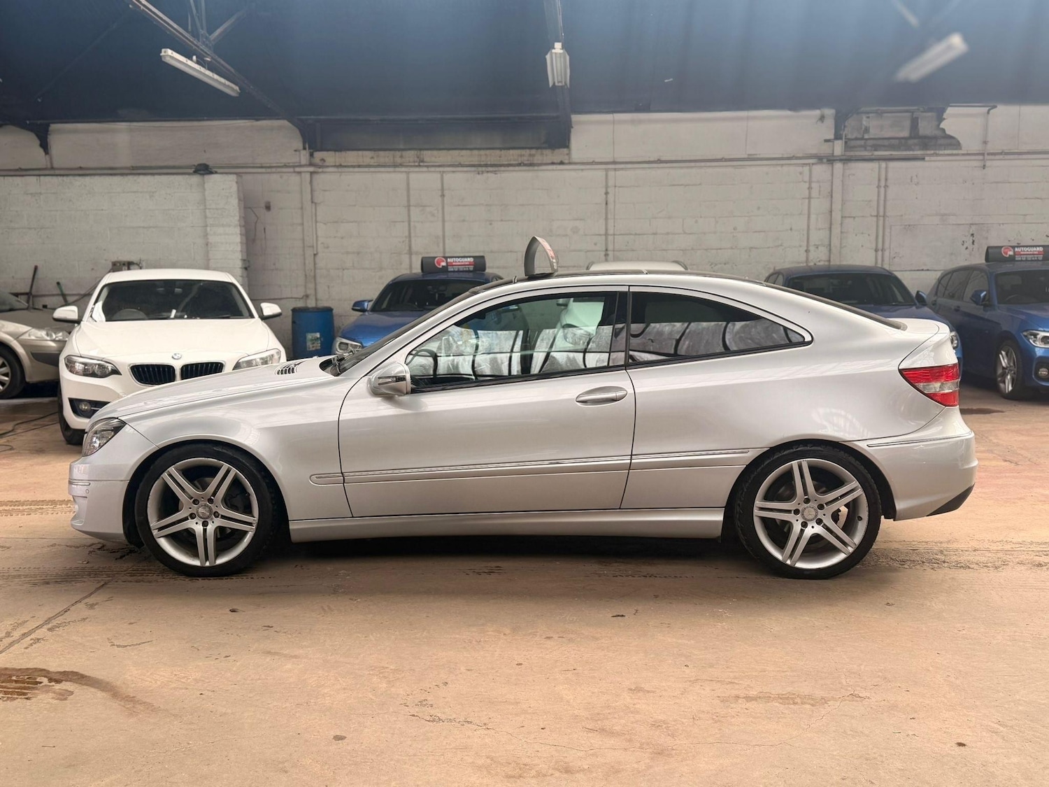 Used Mercedes-Benz CLC Class 2009 for sale - 78148432: Photo 9