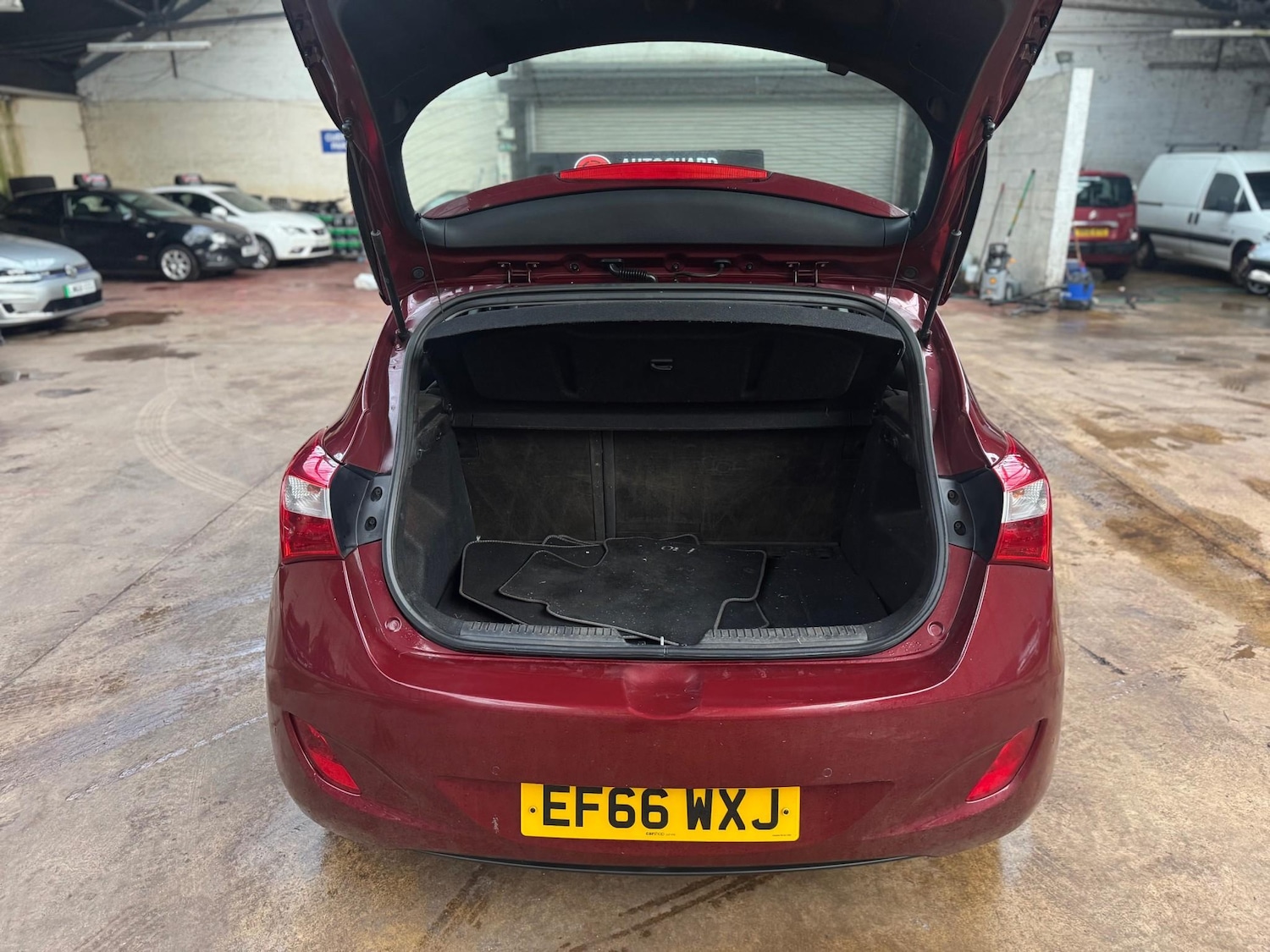 Used Hyundai i30 2016 for sale - 76887875: Photo 11