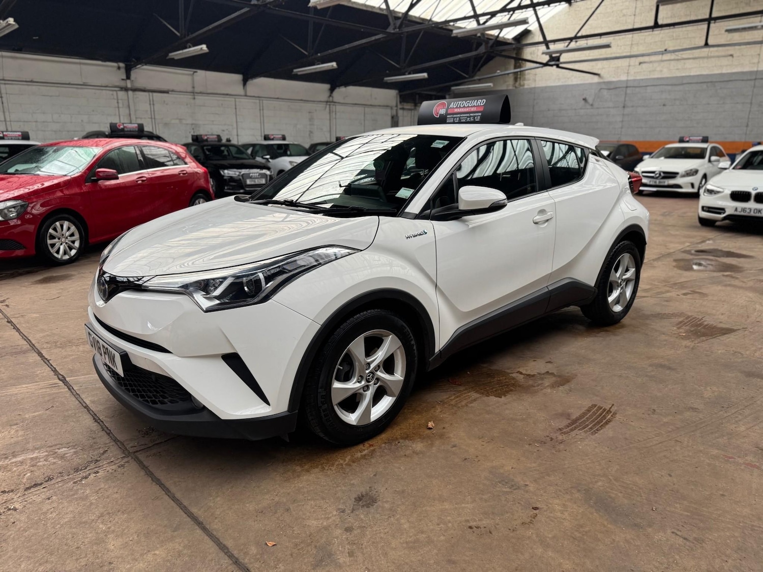 Used Toyota C-HR 2018 for sale - 76539415: Photo 1