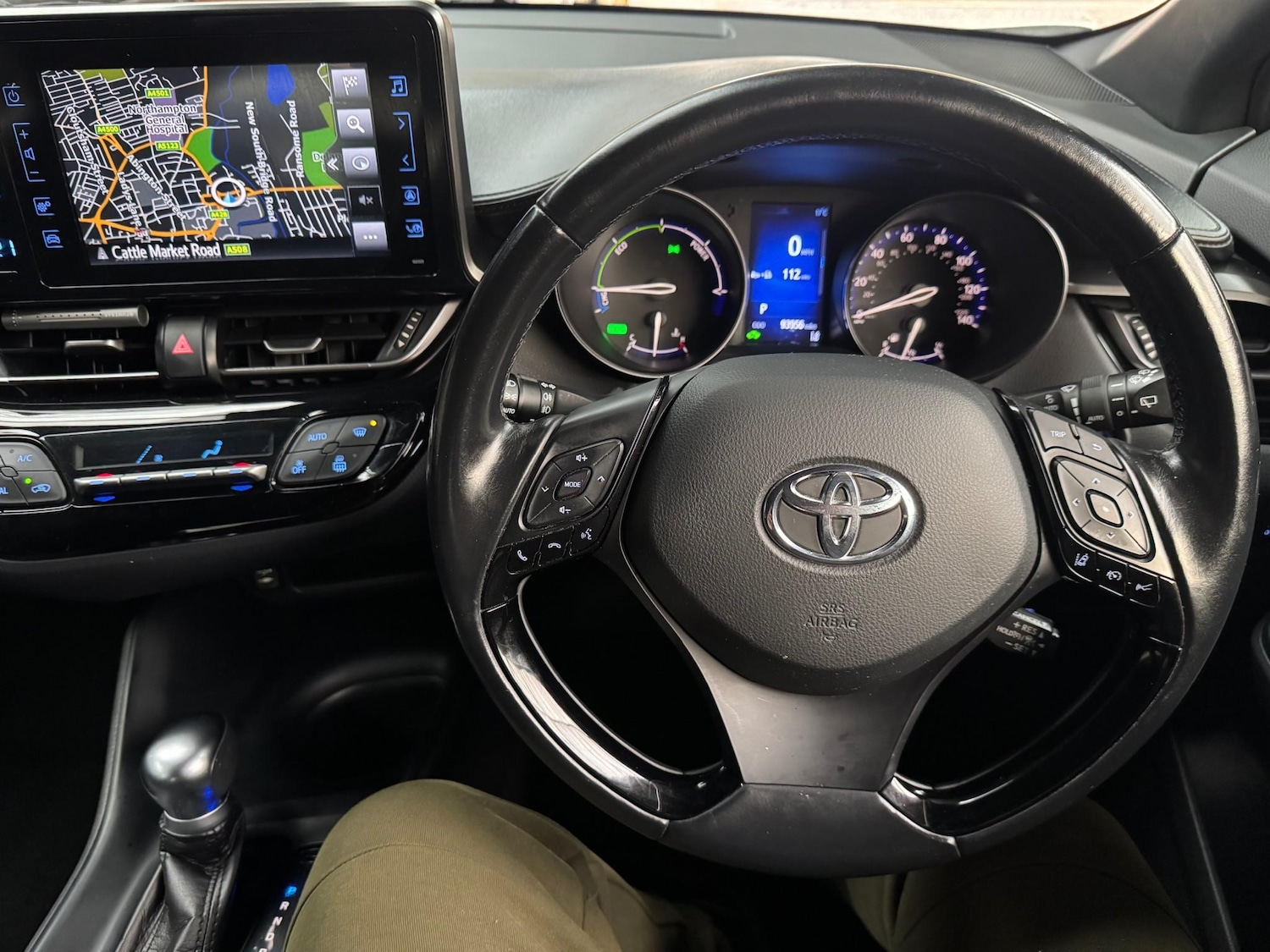 Used Toyota C-HR 2018 for sale - 76539415: Photo 12