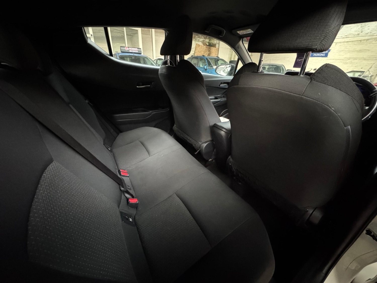 Used Toyota C-HR 2018 for sale - 76539415: Photo 9